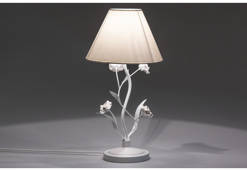 stylova-kovova-lampa-lilian-47cm-provensalsky-styl (2)